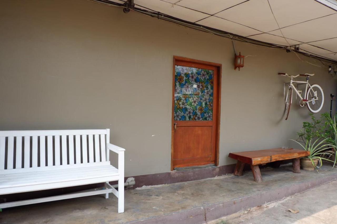 Chokchai Hotel Ban Huai Maenam Noi Εξωτερικό φωτογραφία