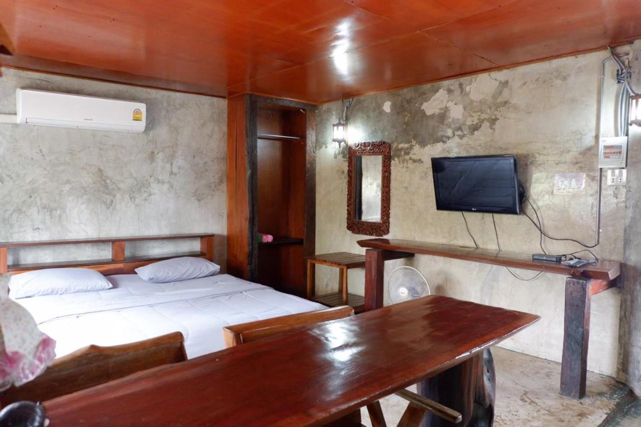 Chokchai Hotel Ban Huai Maenam Noi Εξωτερικό φωτογραφία