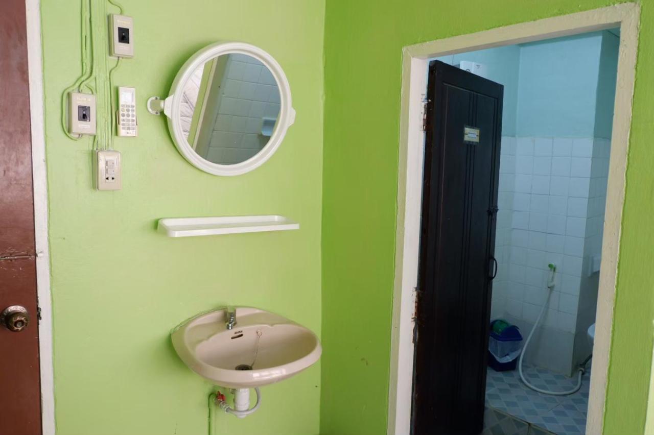 Chokchai Hotel Ban Huai Maenam Noi Εξωτερικό φωτογραφία