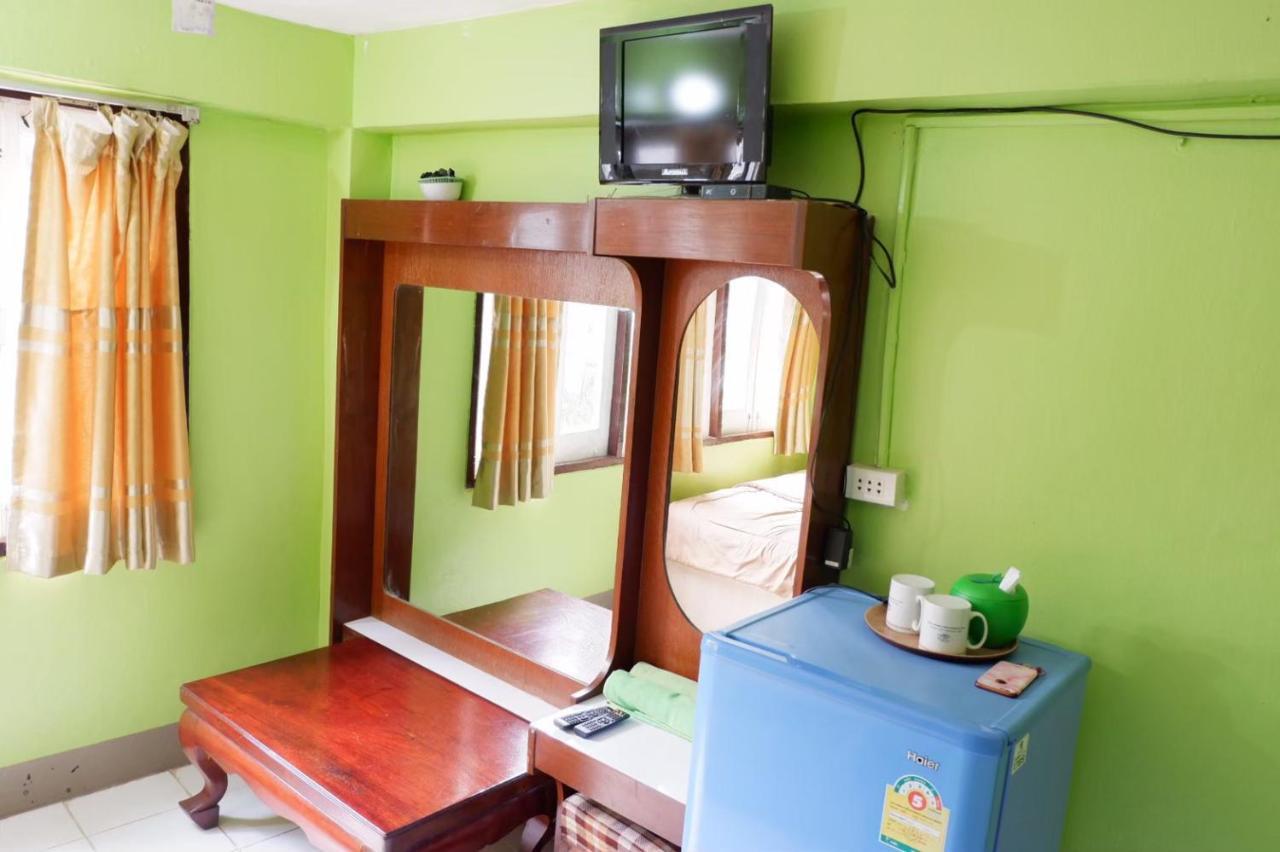 Chokchai Hotel Ban Huai Maenam Noi Εξωτερικό φωτογραφία